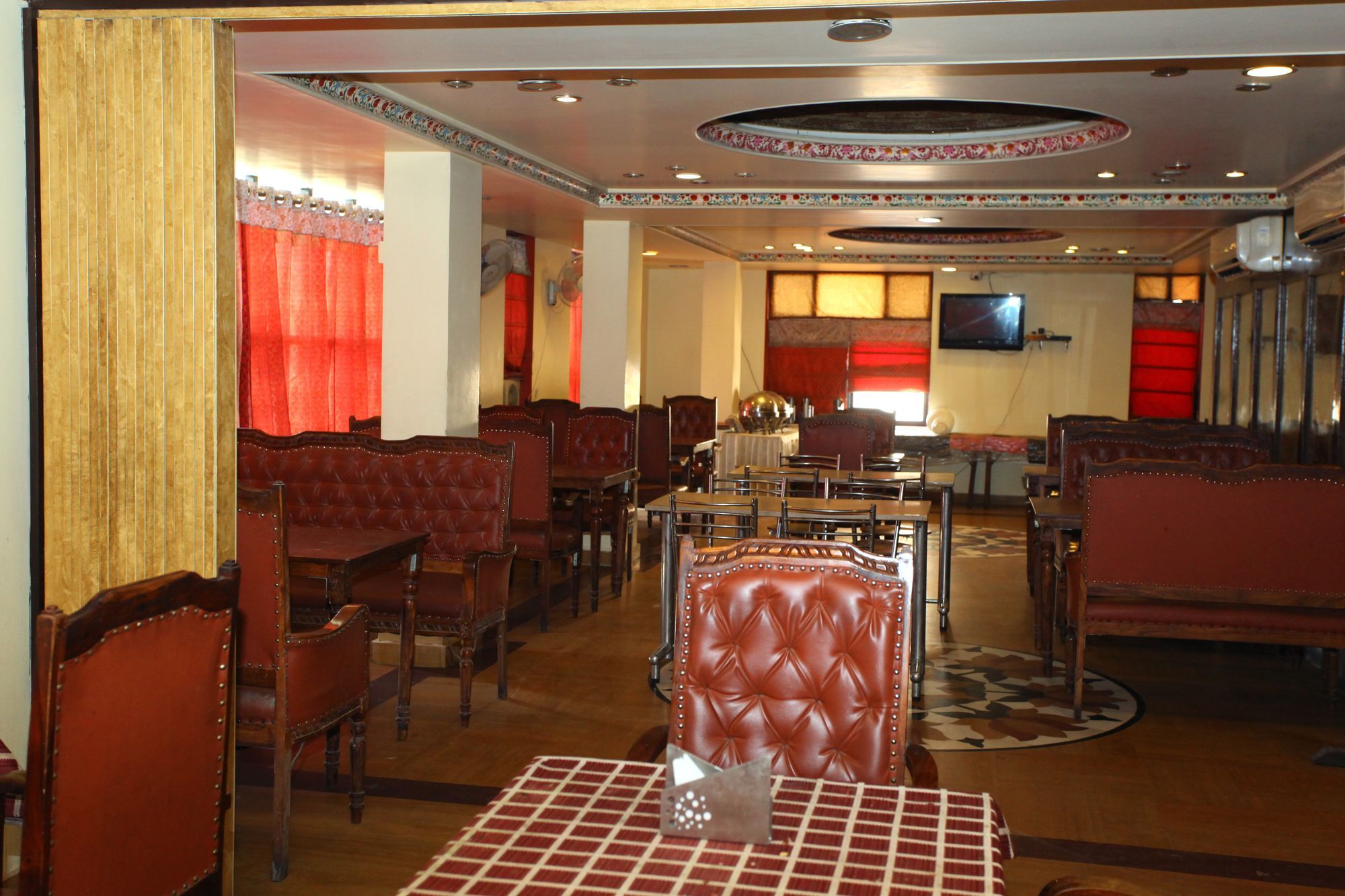 Oyo 2105 Hotel Royal Sheraton Jaipur Ngoại thất bức ảnh